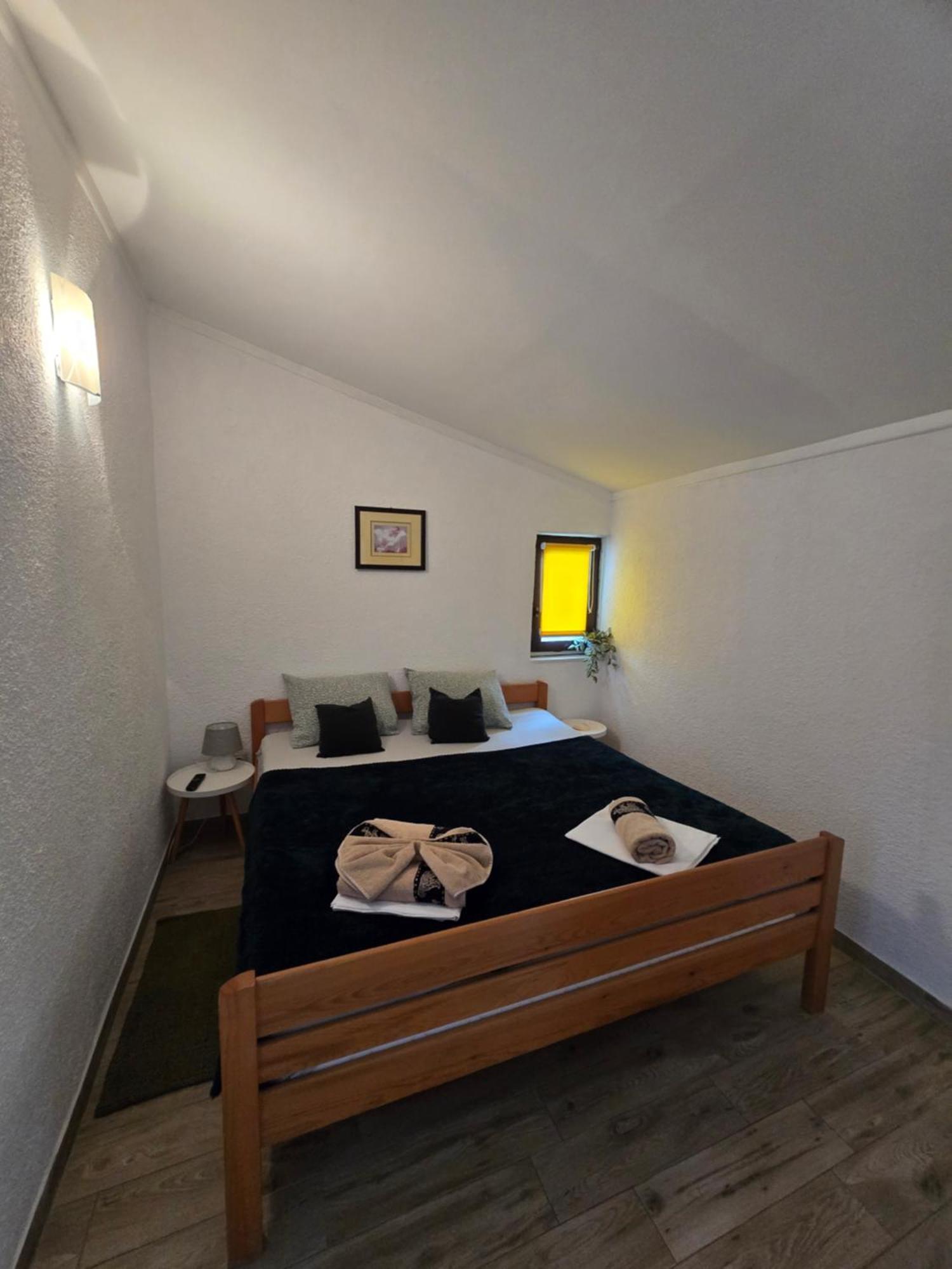 Apartments Lola Biograd Na Moru Exterior foto
